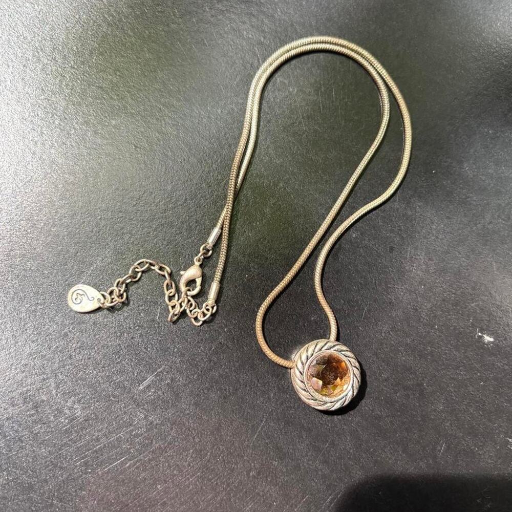 Vintage Silver pendant necklace with amber stone